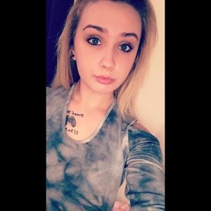 Meet your Posher, Marissa